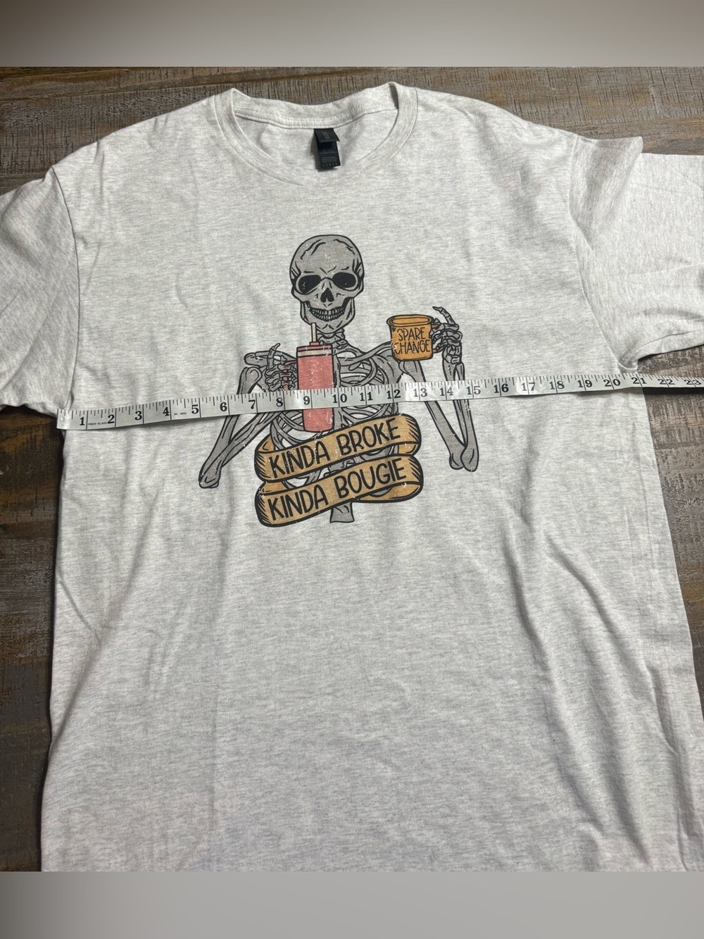 Gildan Light Gray Tee with Skeleton 'Kinda Broke Kinda Bougie' Graphic - Picture 6 of 7